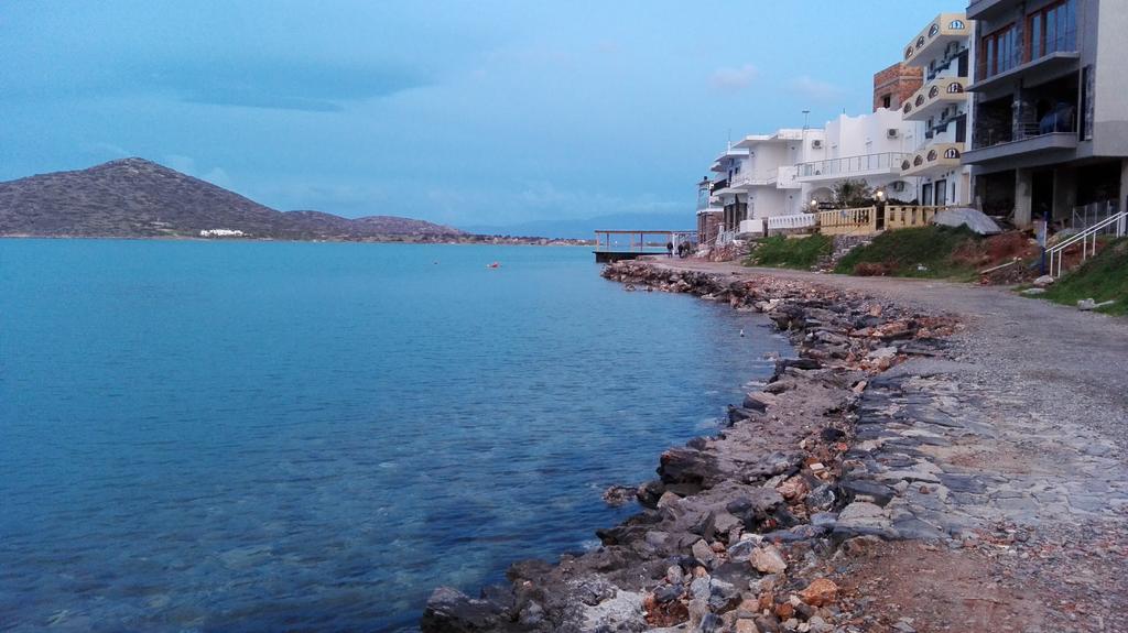 Eleftheria Sea Side Traditional House 엘운다 외부 사진